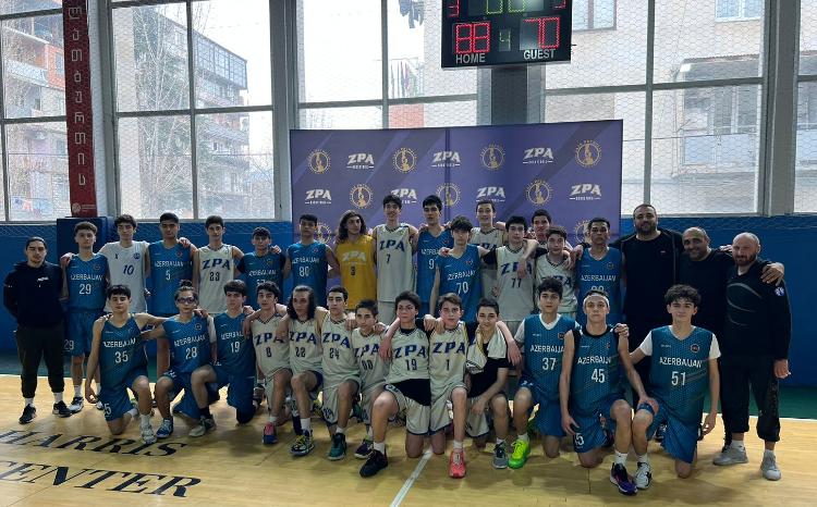 Oğlanlardan ibarət U-16 yığmamız təlim-məşq toplanışında 