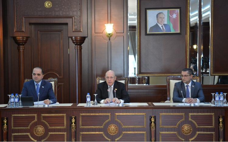 Milli Məclisin Səhiyyə komitəsinin iclası keçirilib 