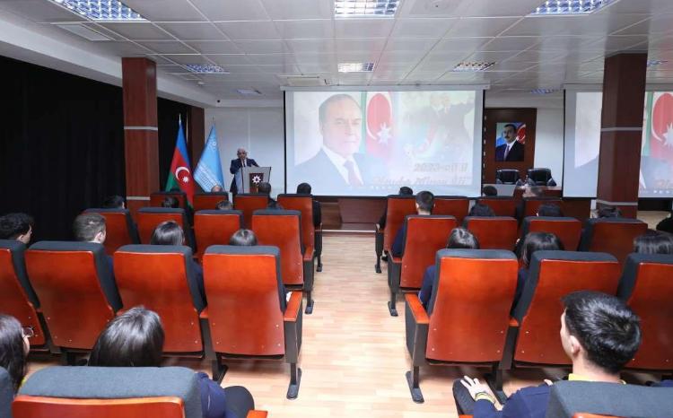 "Heydər Əliyev və Azərbaycan Respublikasında Konstitusiya quruculuğu" mövzusunda tədbir keçirilib 