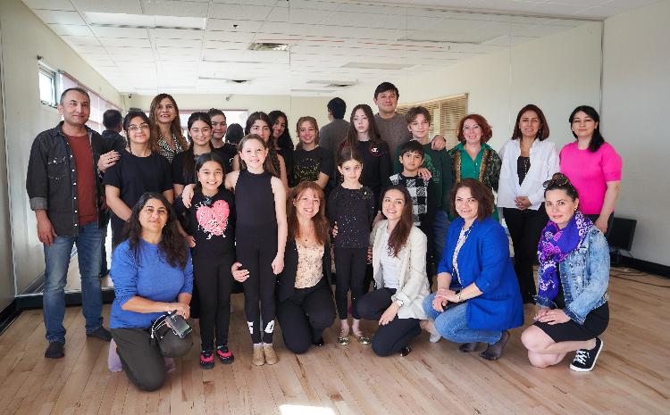 Committee staff watched "Azeri Calgary Star" dance group’s rehearsal 