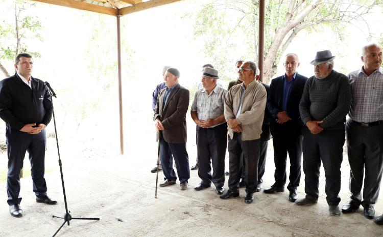 Şəkinin 150-yə yaxın evdən ibarət Əliyar kəndinin sakinləri "Açıq mikrofon"da 
