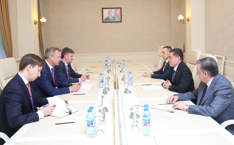 Milli Məclisdə Rusiya Federal Məclisi Federasiya Şurasının nümayəndə heyəti ilə görüş olub 