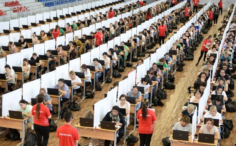 Yaşı 60-dan yuxarı olan müəllimlər sertifikasiya imtahanında iştirak etməyəcəklər 