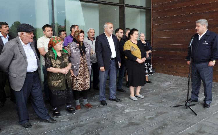 "Açıq mikrofon" aksiyasına abonent axını 