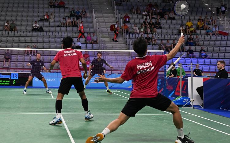 Badmintonçularımız kişilərin qoşa kateqoriyasında "B" qrupunda ilk görüşünü keçirib 