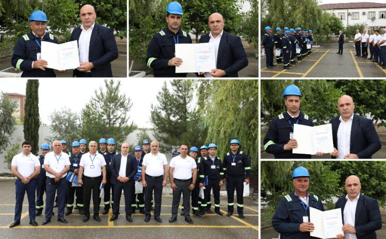 Baş direktorun müavini bir qrup Birlik əməkdaşını mükafatlandırdı 