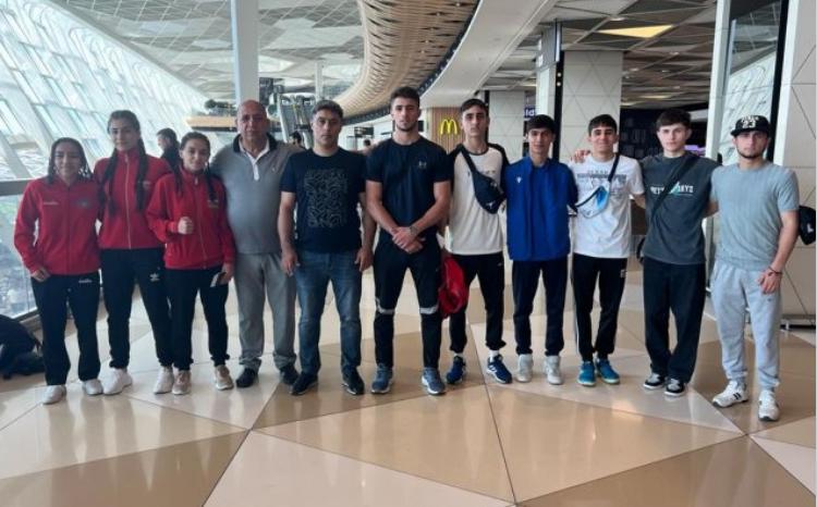 Boksçularımız Macarıstanda beynəlxalq turnirə yollanıb 