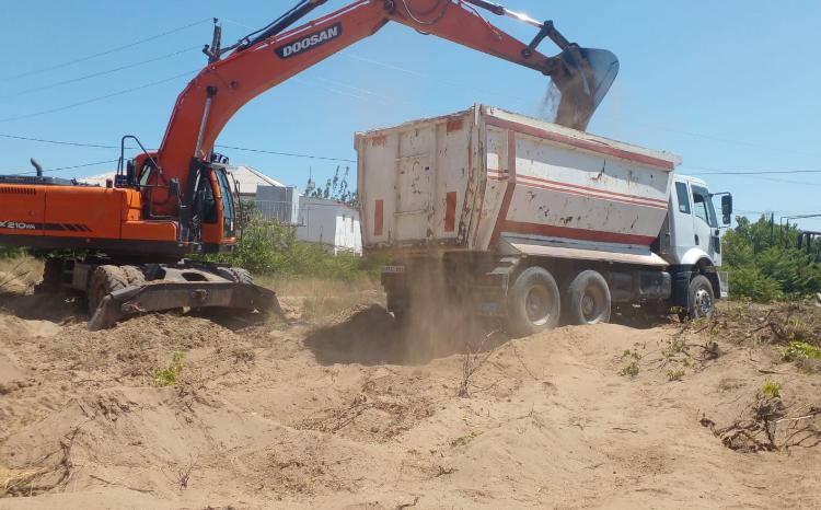 "Novxanı bağları" massivindən qanunsuz qum-çınqıl daşındığı müəyyən edilib 