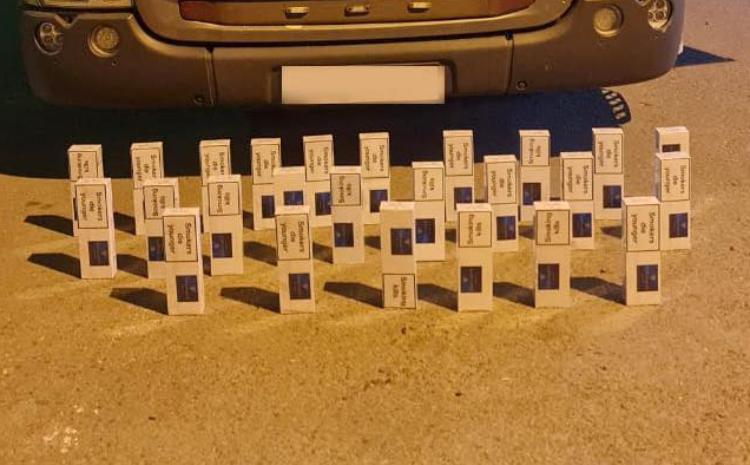 Yük avtomobillərində gömrük nəzarətindən gizlədilmiş siqaretlər aşkar edilib 