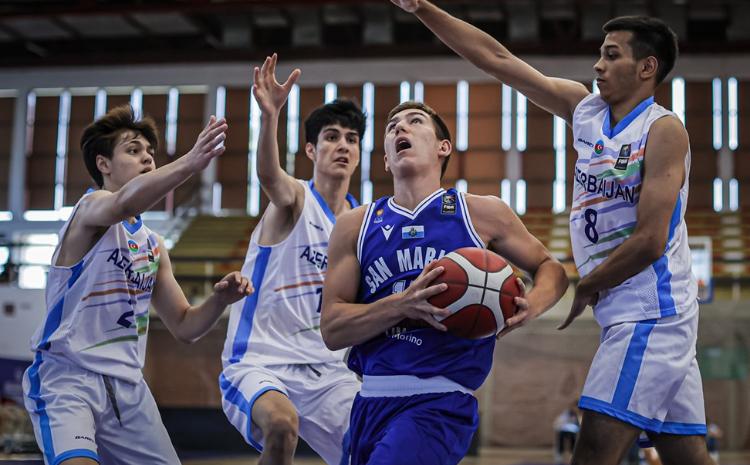U-16 millimiz Avropa çempionatının yarımfinalında 