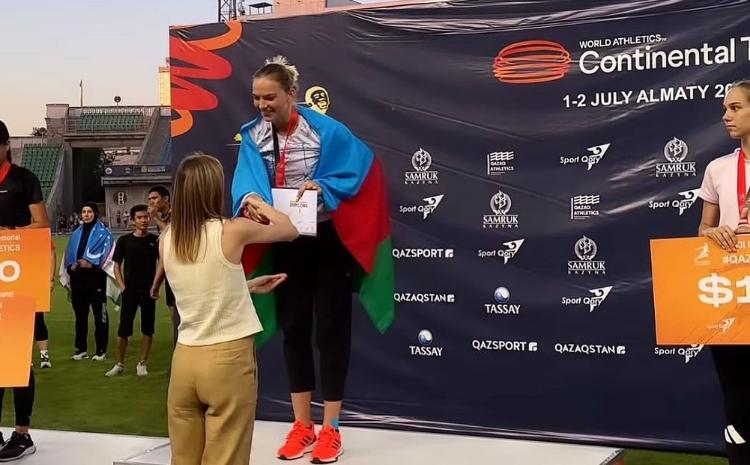 Yekaterina Sarıyeva Azərbaycan rekordunu yenilədi 