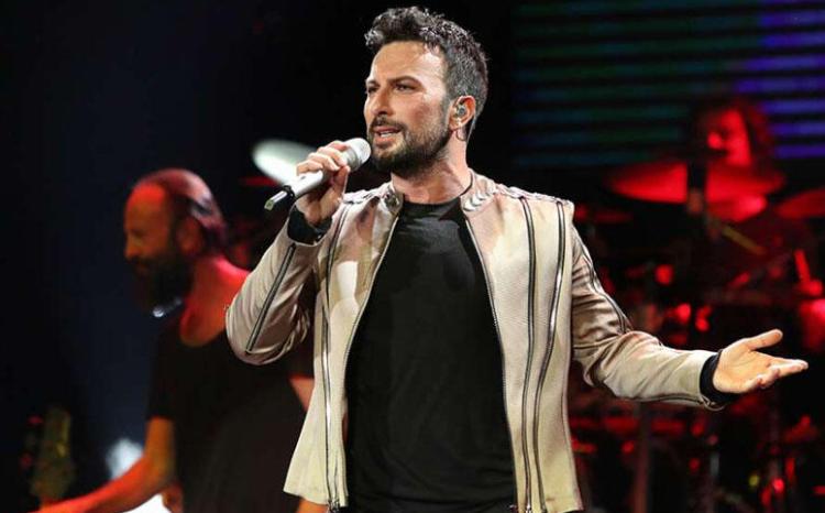 Türkiyənin meqastarı Tarkan Bakıya gəlir 