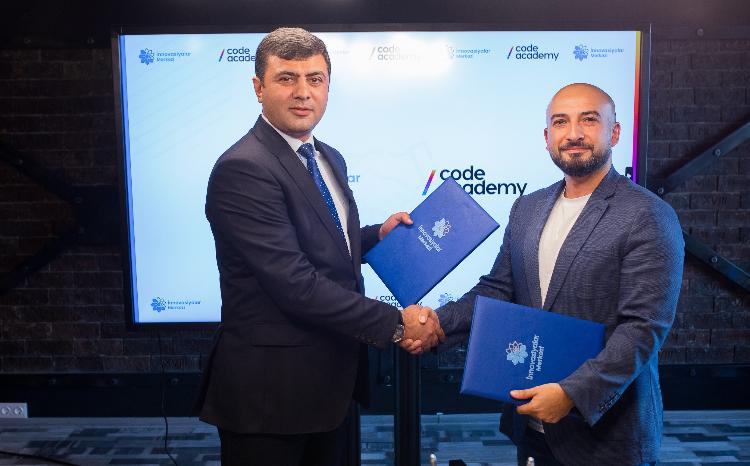 “İnnovasiyalar Mərkəzi” MMC ilə "Code Academy" arasında memorandum imzalanıb 