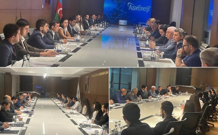 ADA Universitetinin tələbələri "AzərEnerji"-nin rəhbəri ilə görüşüb 