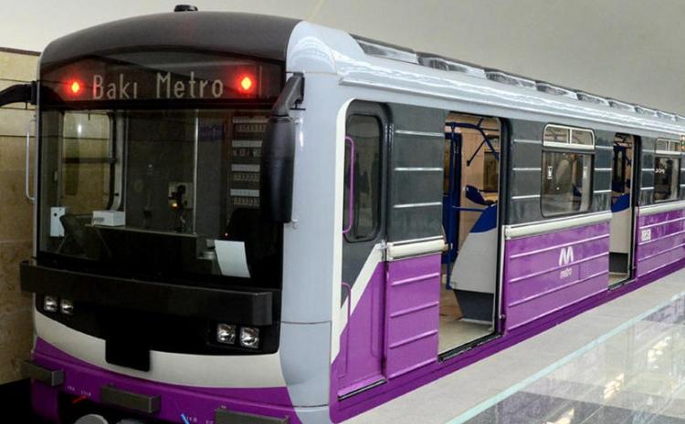 Bakı metrosunda qatarda nasazlıq yarandı 