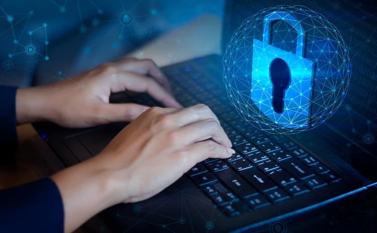 Эксперты по кибербезопасности предупредили о ловушках для туристов 