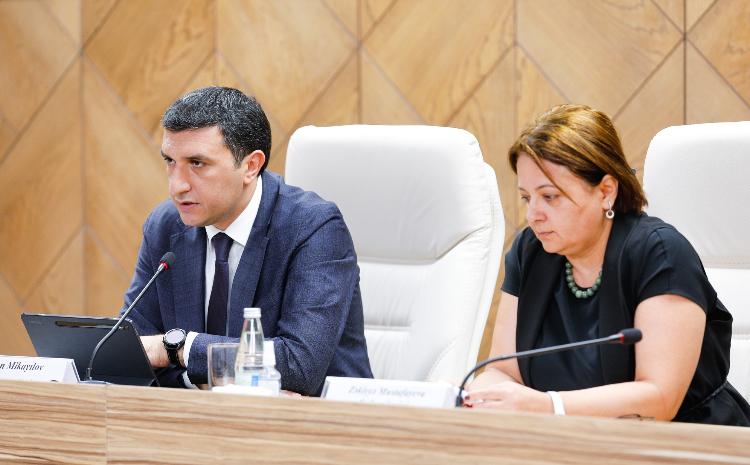 Qida məhsullarının çatdırılması ilə bağlı mövcud vəziyyət və qarşıya qoyulan vəzifələrə dair müzakirələr aparılıb 