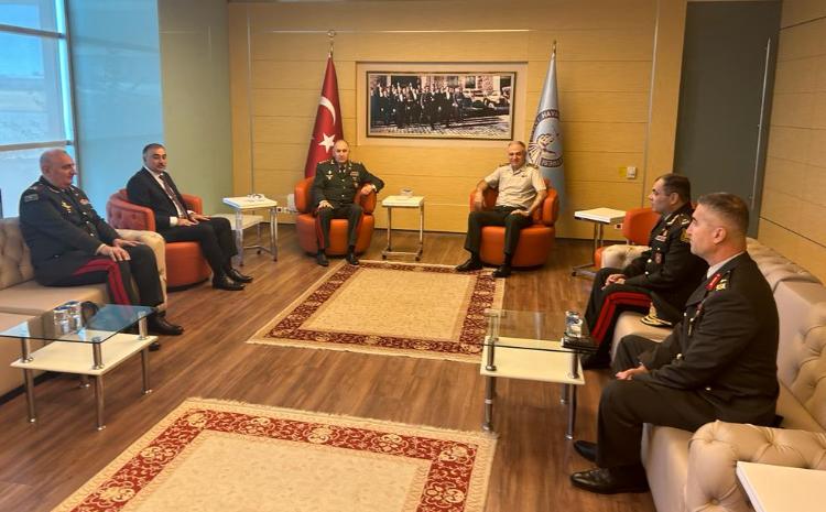General-polkovnik Kərim Vəliyev Türkiyəyə getdi 
