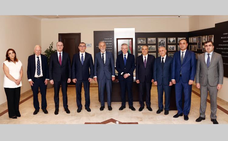 Beynəlxalq Notariat İttifaqı ilə əlaqələr genişlənir 