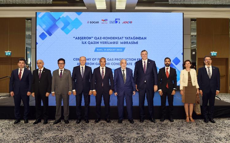 "Abşeron" qaz-kondensat yatağından ilk qazın verilməsinə həsr olunan tədbir keçirilib 
