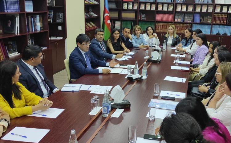 Председатель комитета встретился с азербайджанцами Грузии, поступившими в Университет АДА 