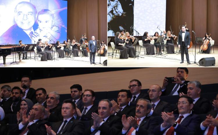 Ulu öndər Heydər Əliyevin anadan olmasının 100 illiyi ilə əlaqədar tədbir keçirilib 