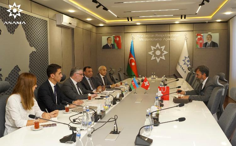 İsveçrənin Türkiyə, Azərbaycan və Gürcüstandakı hərbi attaşesi ilə ANAMA-da görüş keçirilib 