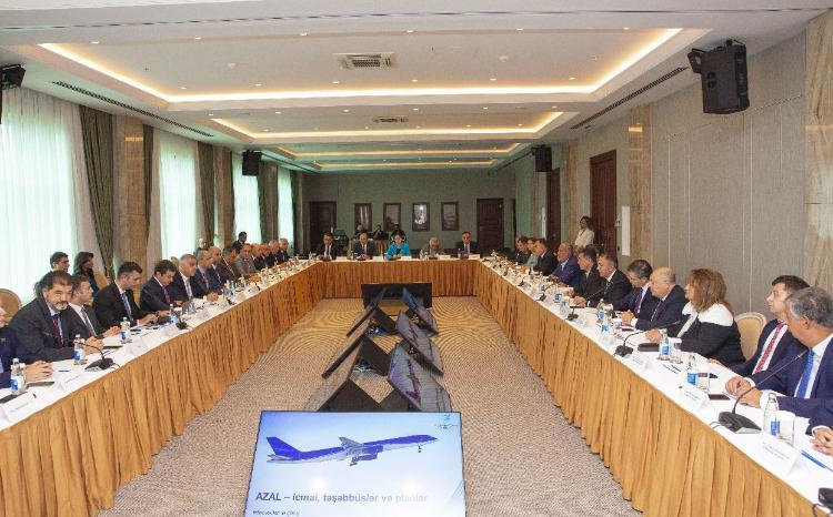 "Azərbaycan Hava Yolları" QSC-də Milli Məclis deputatlarının iştirakı ilə tədbir keçirilib 