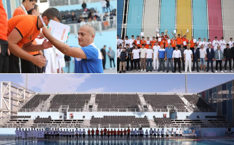 Во Дворце Aquatic Palace состоялось первонство города Баку по водному поло 