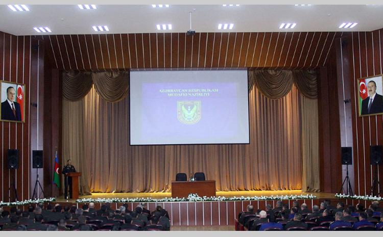 Azərbaycan Ordusunun komandanlıq heyətinin iştirakı ilə konfrans keçirilir 