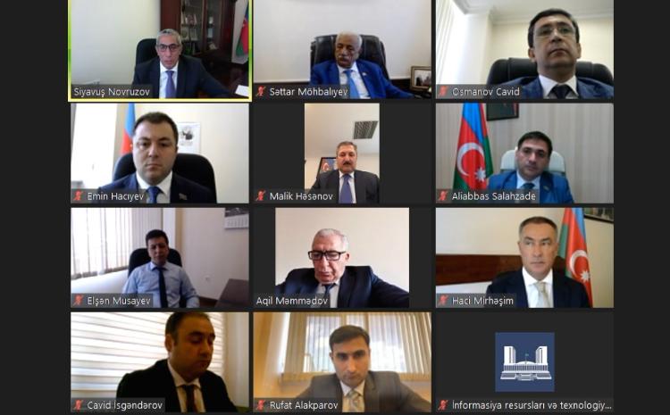 Regional məsələlər komitəsinin iclasında 