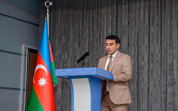 Məktəb direktorları üçün maarifləndirici görüş 