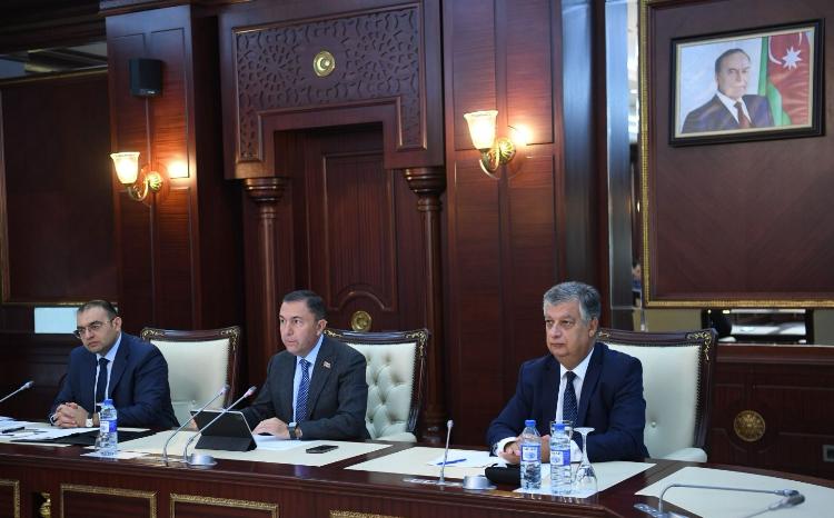 İqtisadi siyasət, sənaye və sahibkarlıq komitəsinin iclasında 