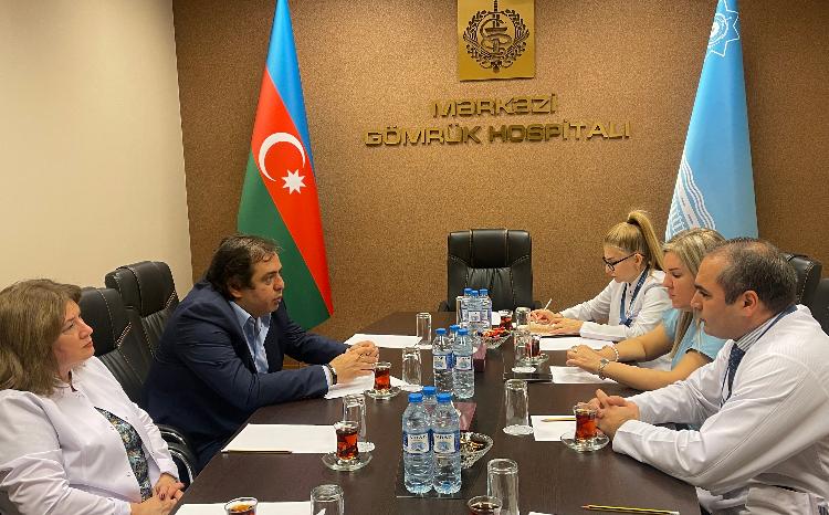 Mərkəzi Gömrük Hospitalında tədqiqatların aparılmasına dair işgüzar görüş keçirilib 