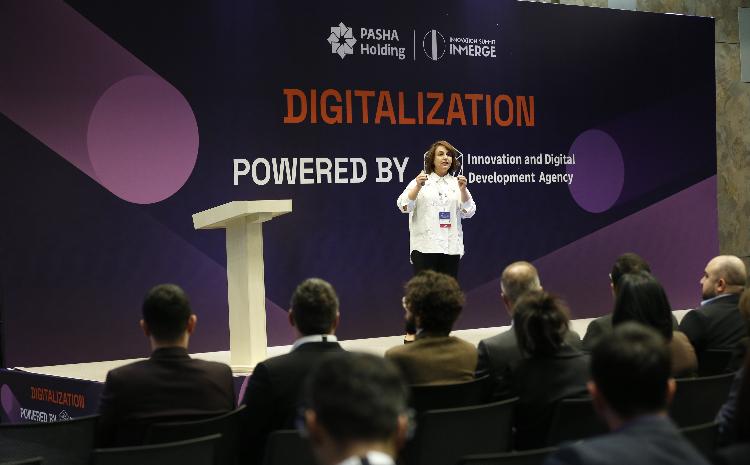 İRİA "Digital Azerbaijan" brendini təqdim edib 