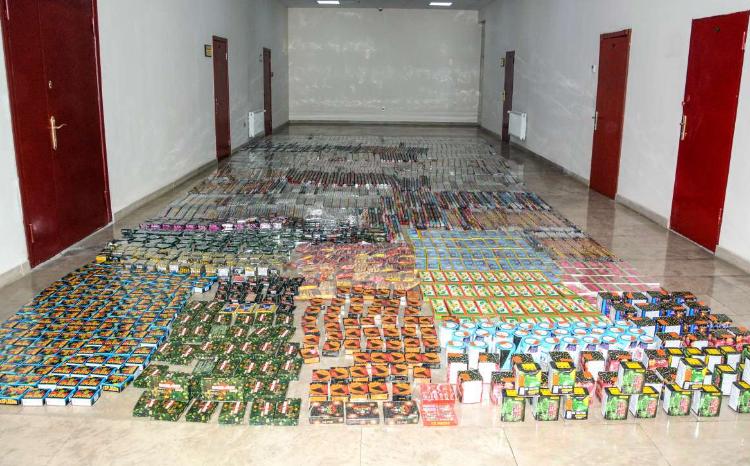 Tütün məmulatları və pirotexniki vasitələr aşkar edilib 