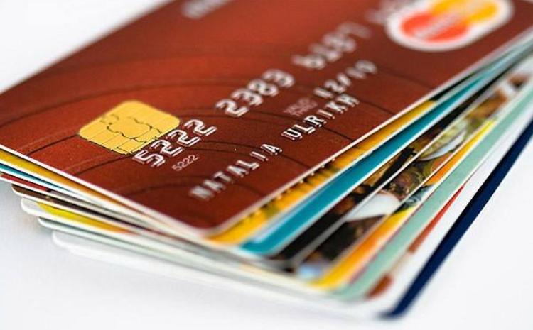 Bank kartından oğurluq edən şəxs tutuldu 