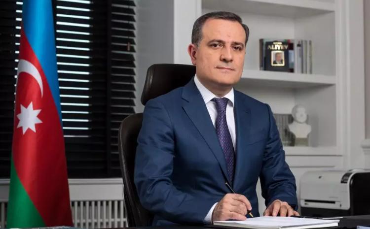 Ceyhun Bayramov Uqandaya səfərə yola düşüb 