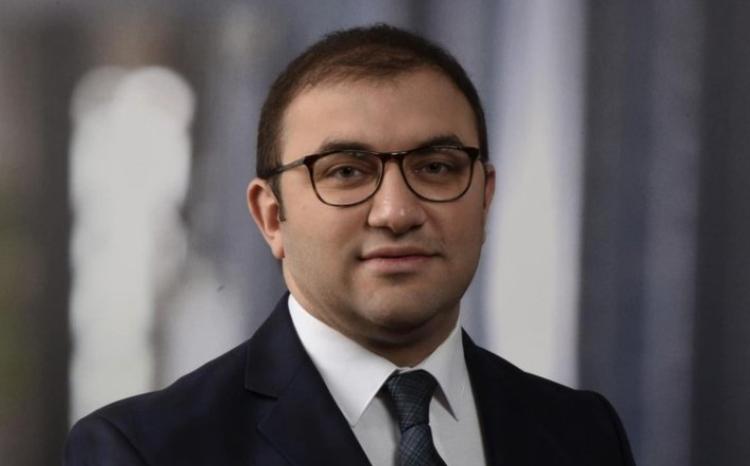 ''Prezident seçkilərini tarixi zərurət sayıram" 