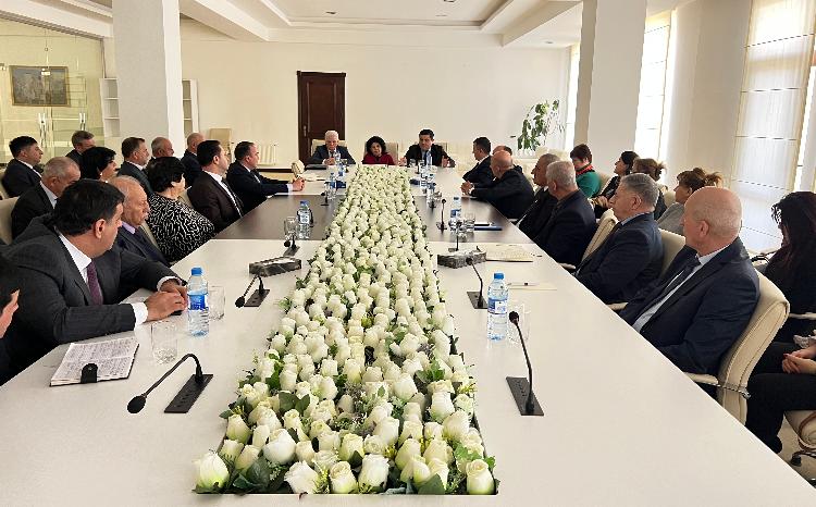 "Vətəndaşların seçki hüququnun təmini" mövzusunda növbəti dəyirmi masa keçirilib 