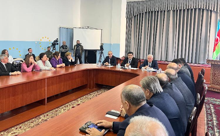 "Vətəndaşların seçki hüququnun təmini" mövzusunda növbəti dəyirmi masa təşkil olunub 