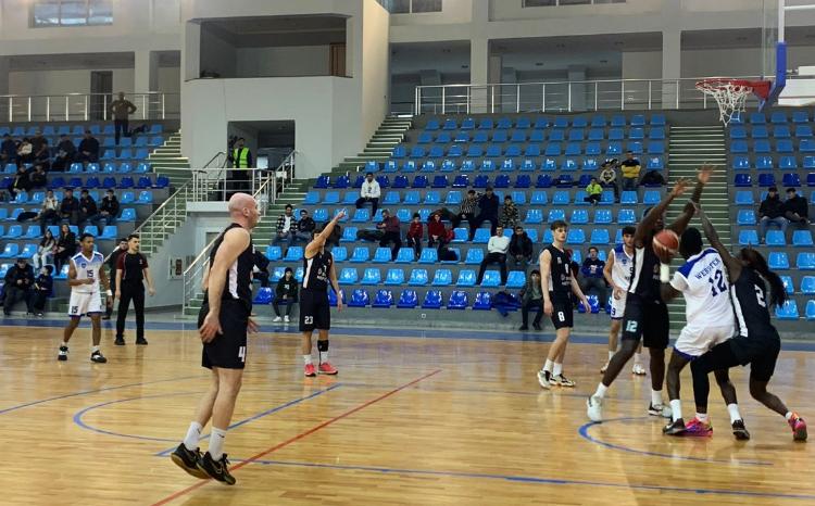 12-ci tur "Neftçi"nin qələbəsi ilə başa çatdı 