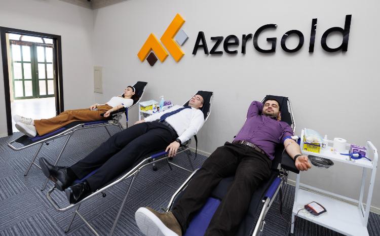 В ЗАО «AzerGold» состоялась очередная акция по сдаче крови 