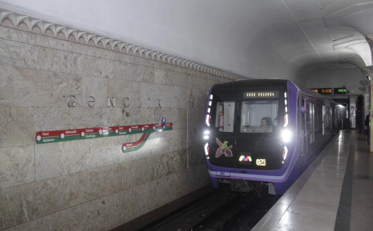 Bakı metrosu sabah gecə saat 01:00-a qədər işləyəcək 