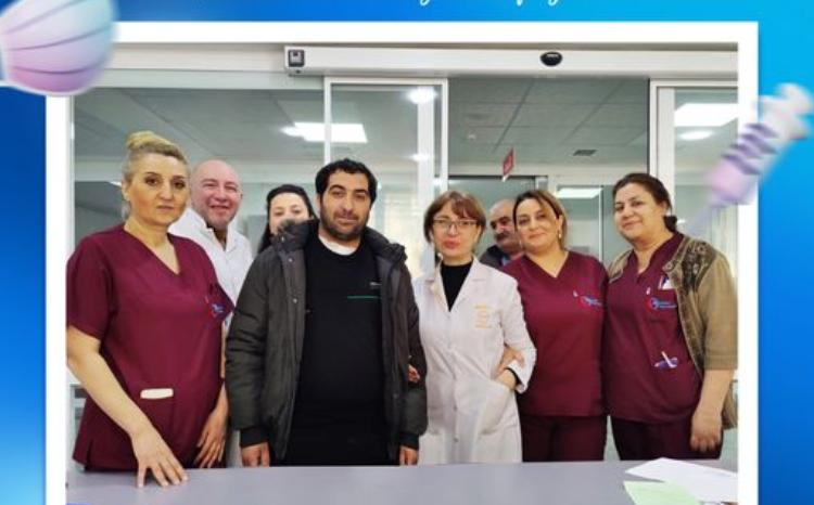 3 həftə KTM-də süni tənəffüs aparatında qalan xəstə həyata qaytarıldı 