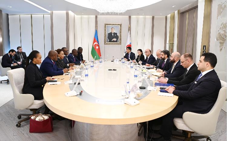 SOCAR-ın prezidenti Konqo prezidentinin strateji məsələlər və beynəlxalq əməkdaşlıq üzrə şəxsi nümayəndəsi ilə görüşüb 