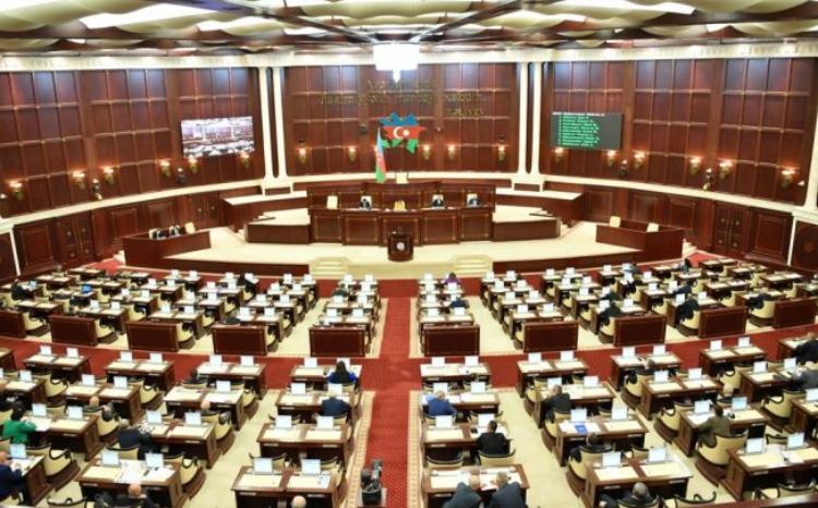 Milli Məclisin növbəti iclasının gündəliyinə təklif olunan məsələlər açıqlanıb 