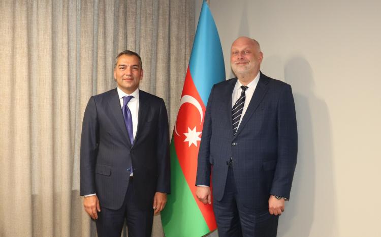 Sankt-Peterburqla turizm əlaqələri inkişaf etdirilir 
