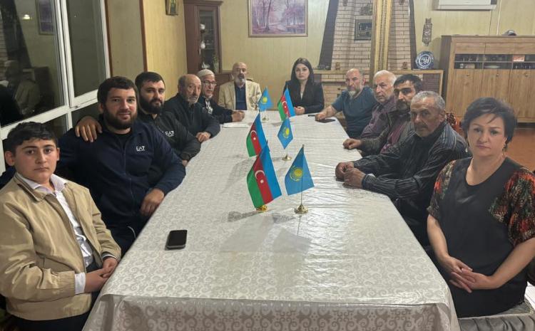 Komitə əməkdaşları Qazaxıstanda yaşayan qərbi azərbaycanlılarla görüşüb 