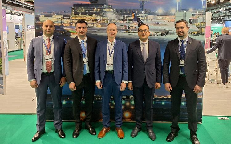 AZAL и DFS Aviation Services заключили соглашение по оснащению аэропорта в Лачине 